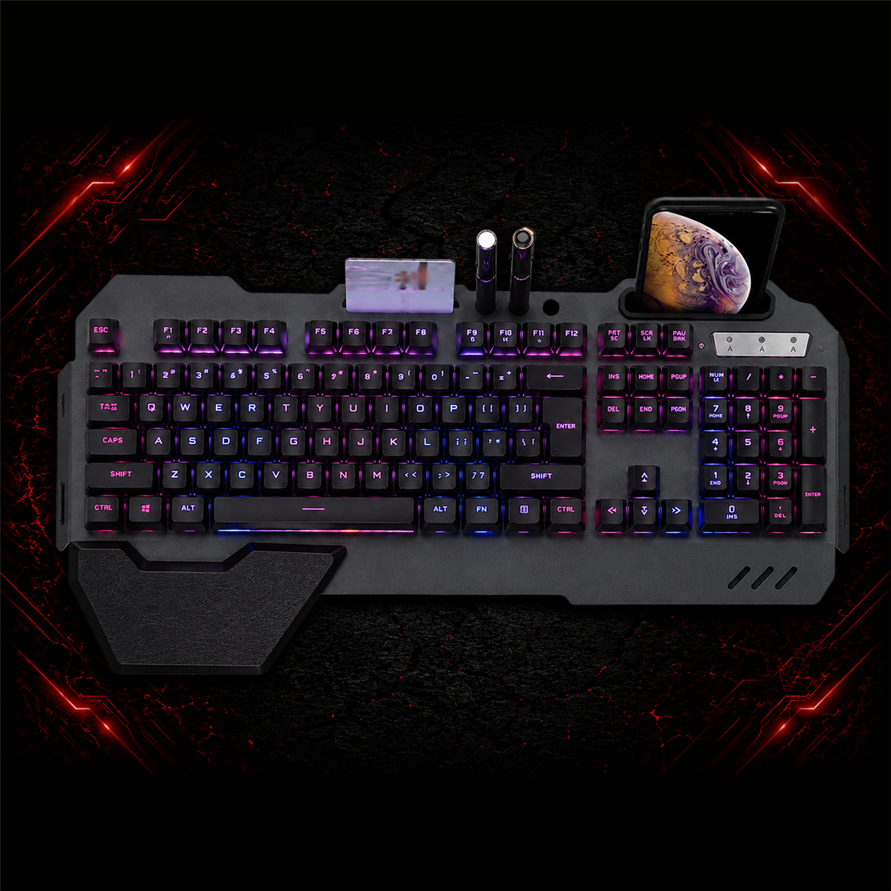 Clavier gaming filaire ergonomique RGB avec support téléphone